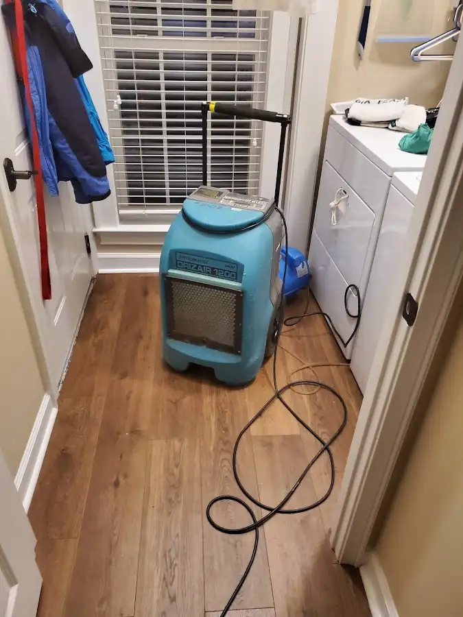 Commercial dehumidifier deployed for Flood Damage Cleanup in Fountainhead-Orchard Hills
